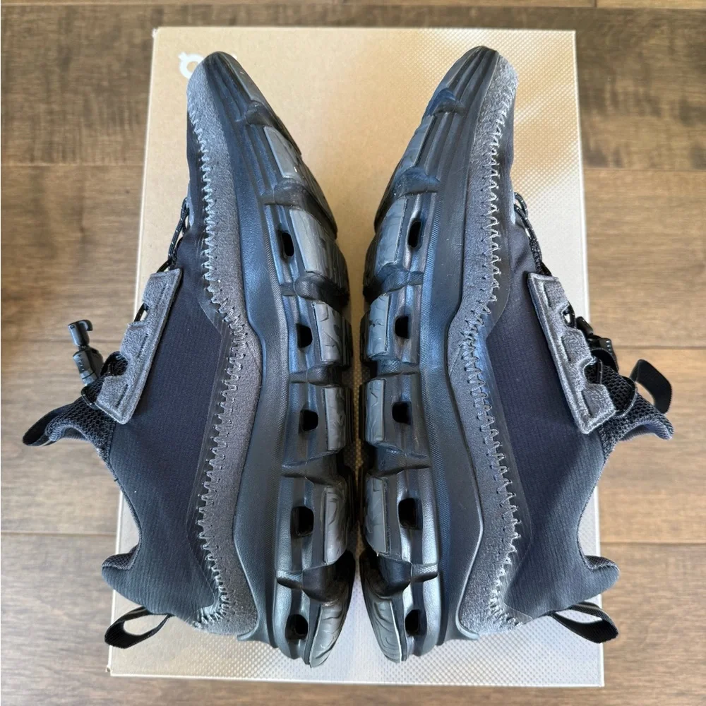 On Women’s Cloudaway Trail Size 7.5 Black Rock - Picture 5 of 11